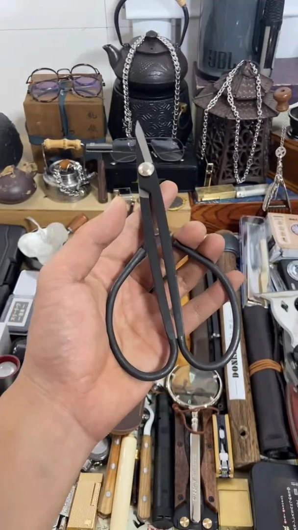 瓷片闪购商品  如图所示