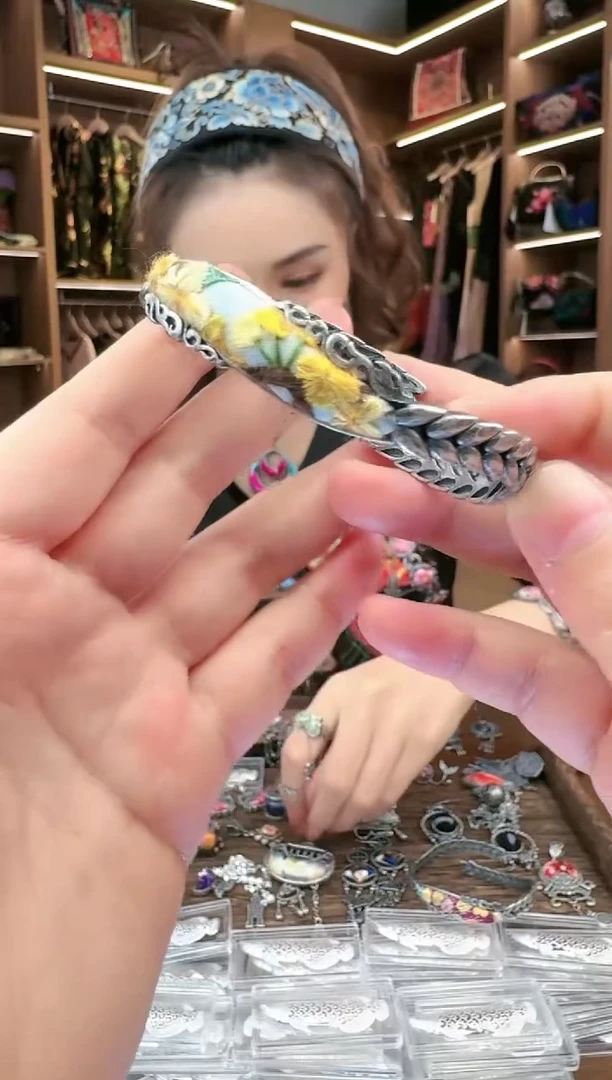 【闪购商品】织绣349黔东南苗族刺绣