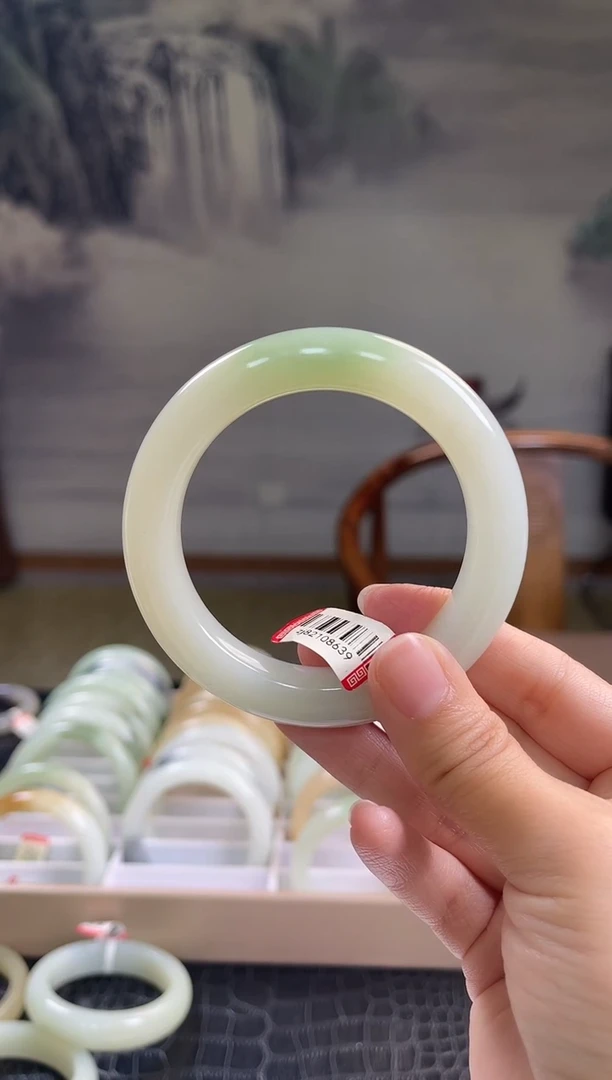 未镶嵌手镯和田玉哎*勒55+圈口