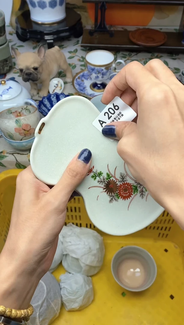 瓷片撒****?瓷器瓷器瓷器