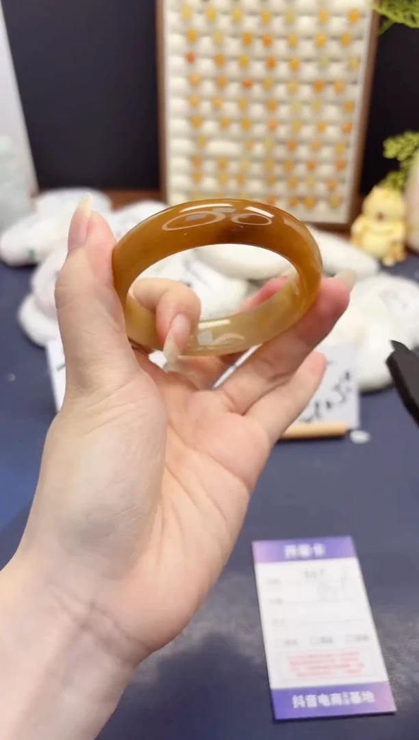 石英质玉手镯未镶嵌357-财气镯-圈口56