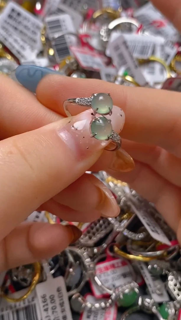 银S925镶嵌戒指翡翠百内无证书