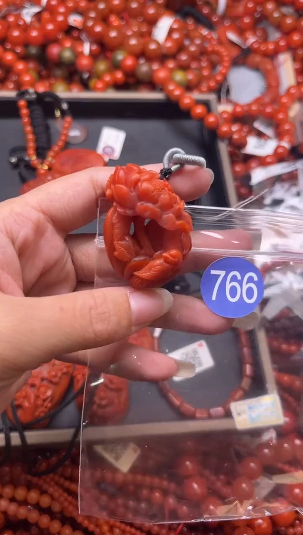 南红玛瑙未镶嵌珠宝奇石766