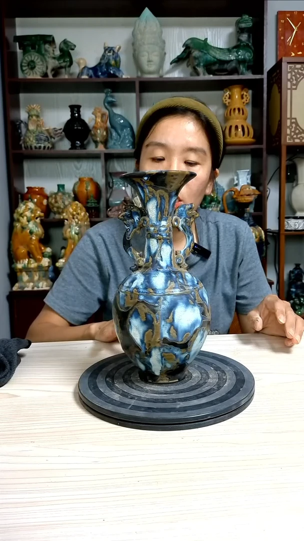 经典精美复古风格瓷器