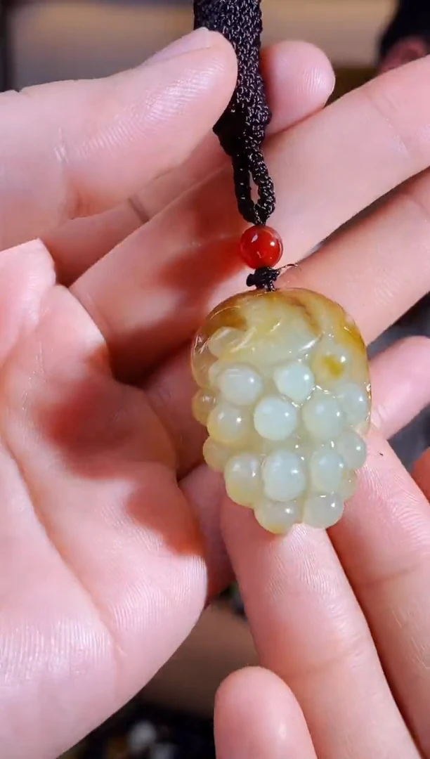 【闪购商品】和田玉颈饰未镶嵌1