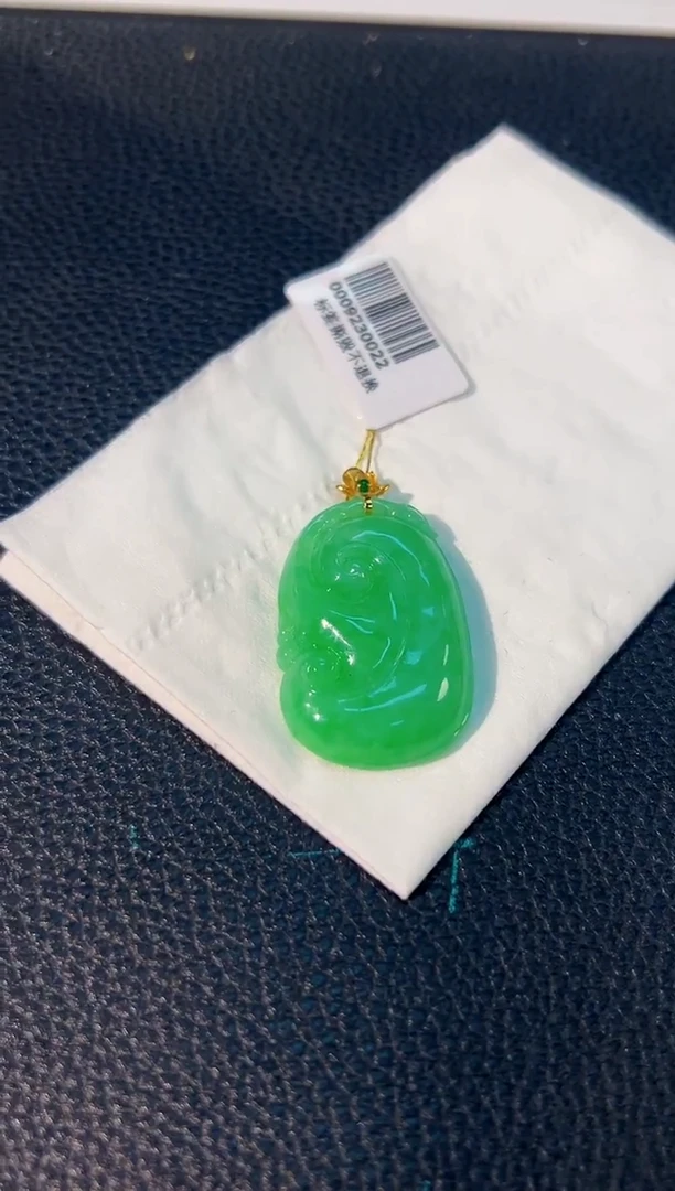 颈饰18K金镶嵌翡翠 缅料A货/支持复检/一件