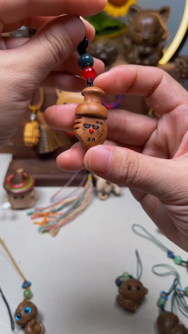 檀香木桃木剑挂件