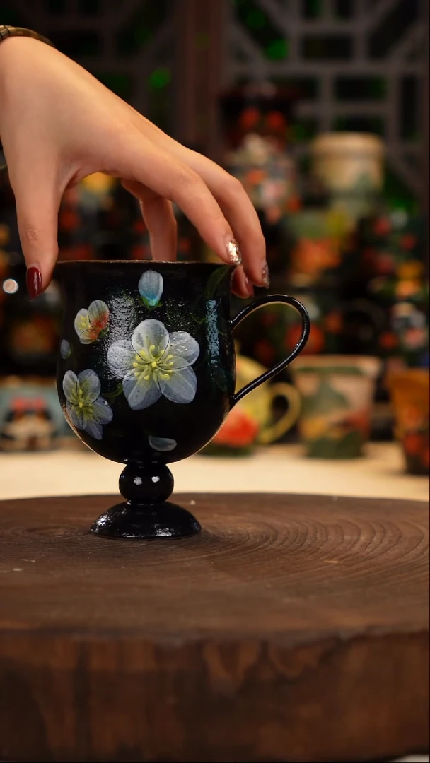 油画  手绘釉下彩杯子