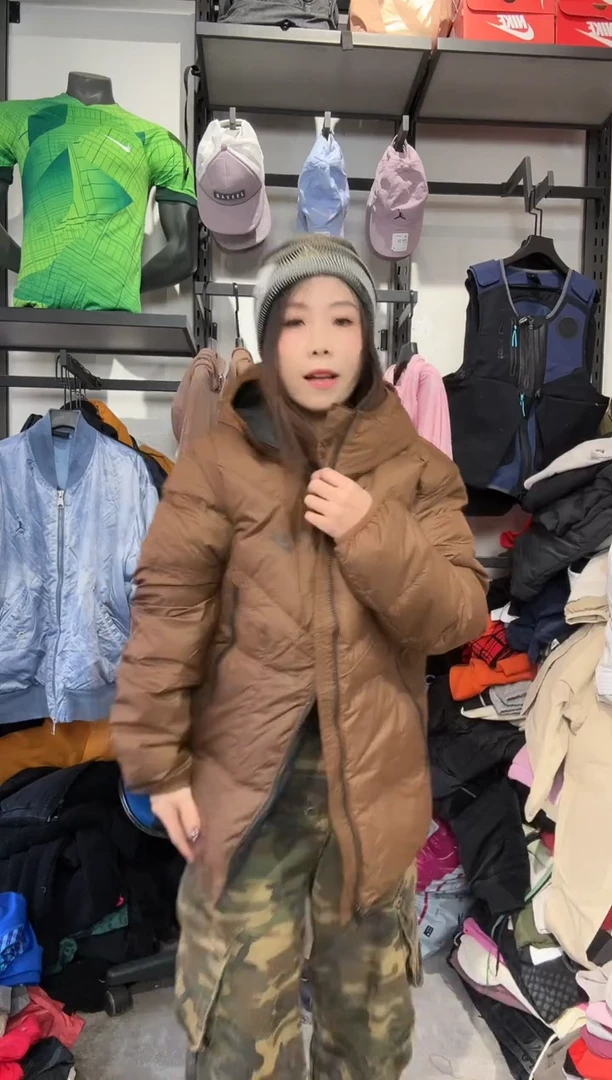 1717编码 瑕疵款直播间过款为准 尺码   身高170