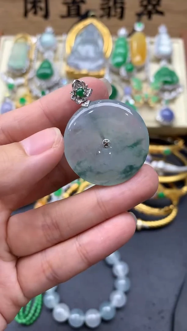 翡翠18K金镶嵌颈饰479中国好珍宝