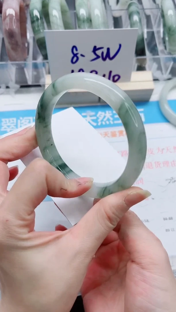 【闪购商品】石英质玉手镯未镶嵌A399-62.1