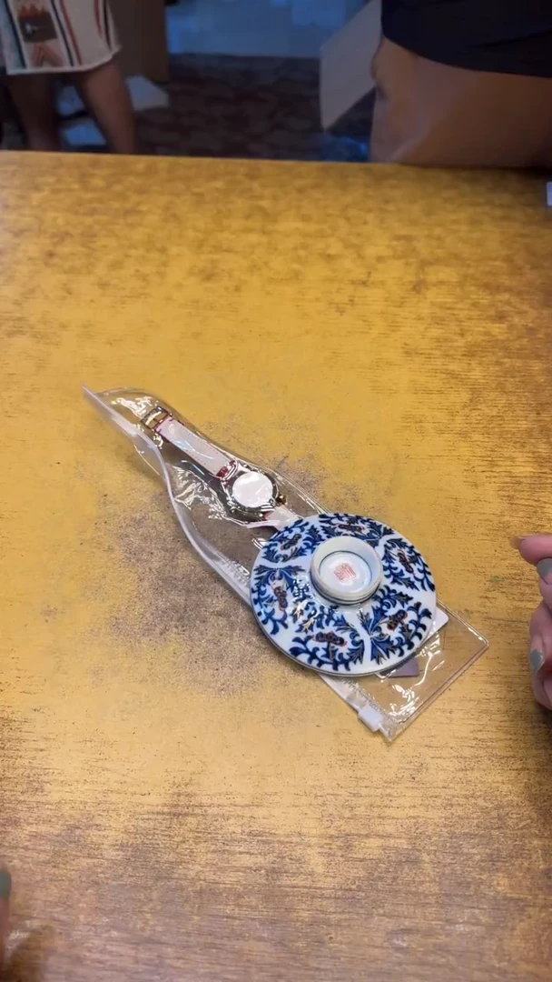 瓷器瓷器瑕疵破破155肖碗