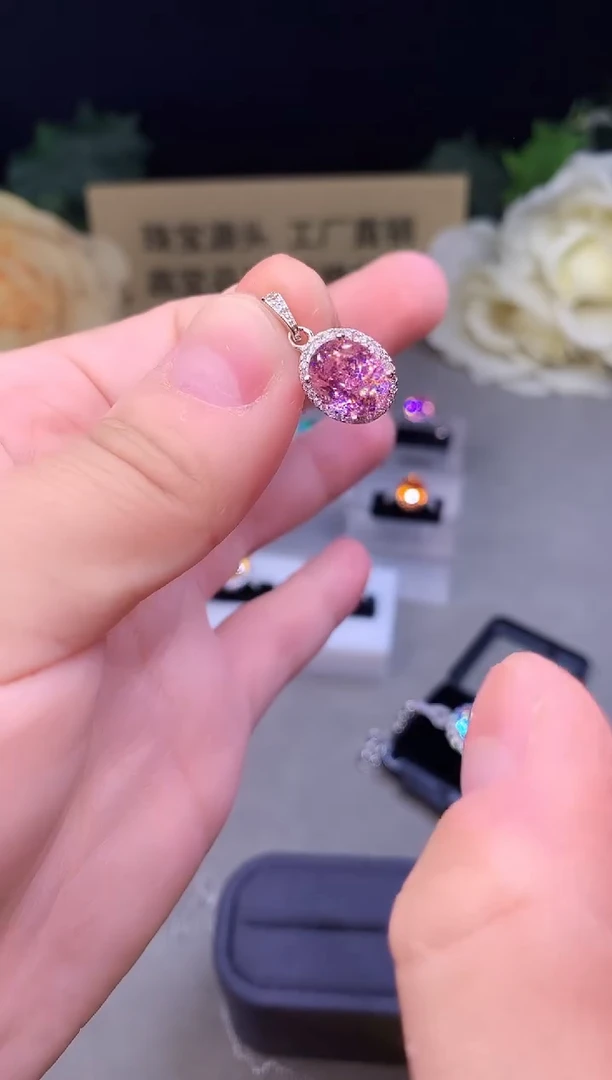 颈饰银S925镶嵌碧玺8888