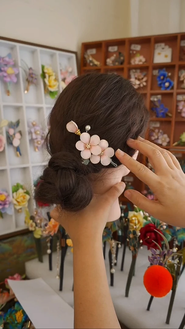 手工非遗绒花发夹