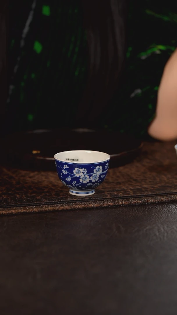 【闪购商品】杯HLX陶瓷蓝地冰梅鸡心杯