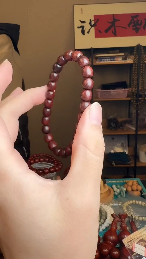 手串/手链小叶紫檀8*8单圈   微微瑕