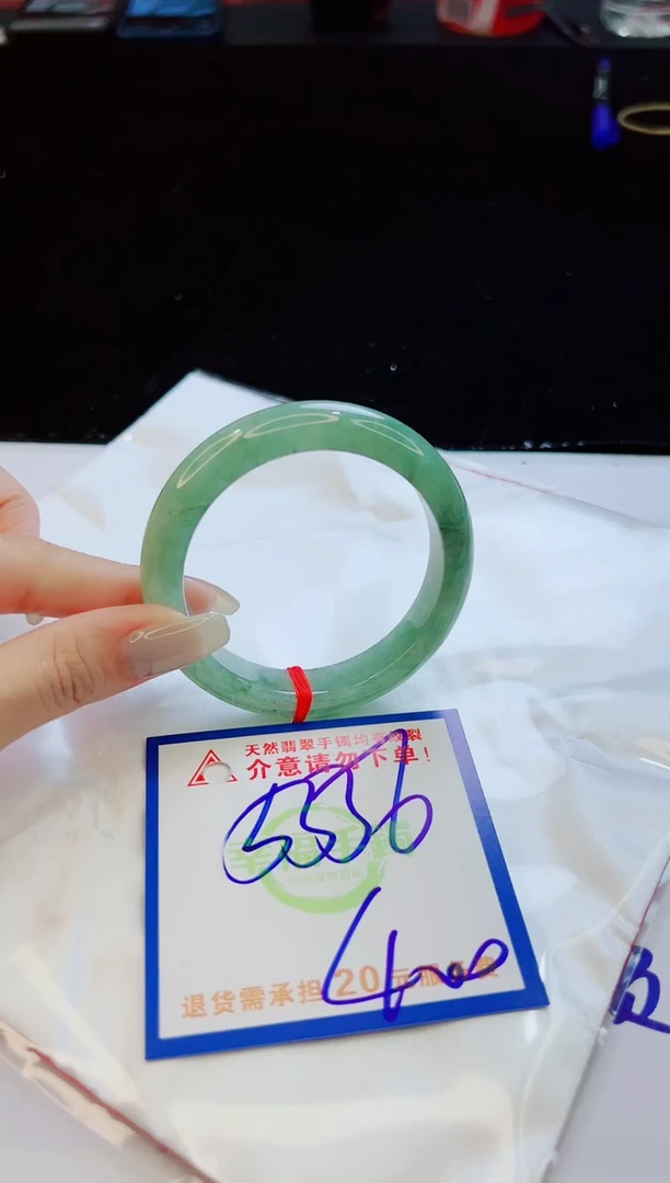 翡翠手镯未镶嵌天然缅甸A货！A货！A货！A货！A货！