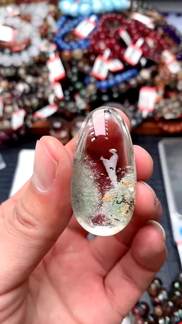 【闪购商品】水晶吊坠(赠链)未镶嵌53