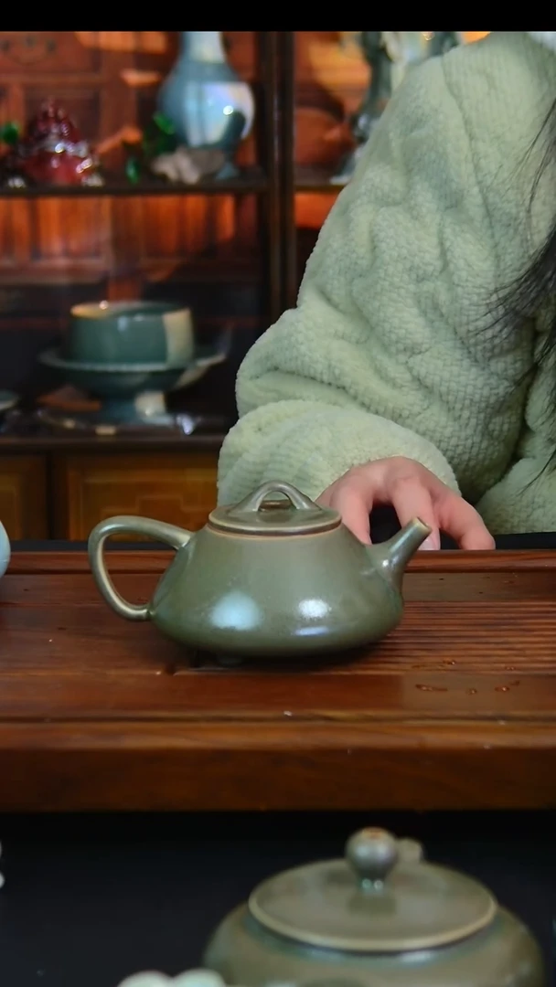 瓷片仿柴烧子冶石瓢壶，不完美