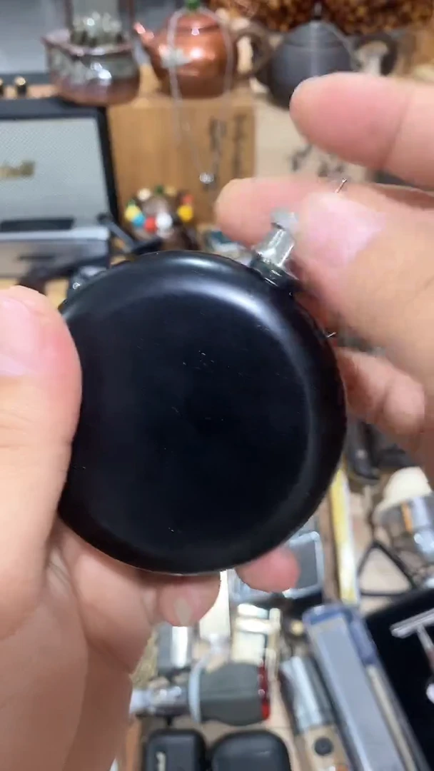 瓷片闪购商品  如图所示