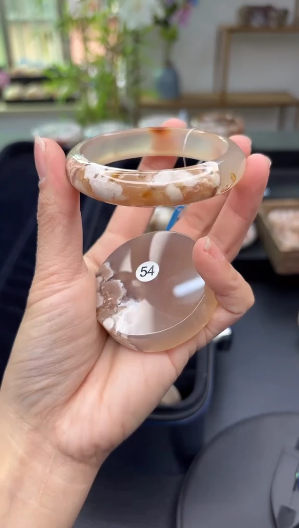 【闪购商品】石英质玉手镯未镶嵌C363(54圈赠送镯心)