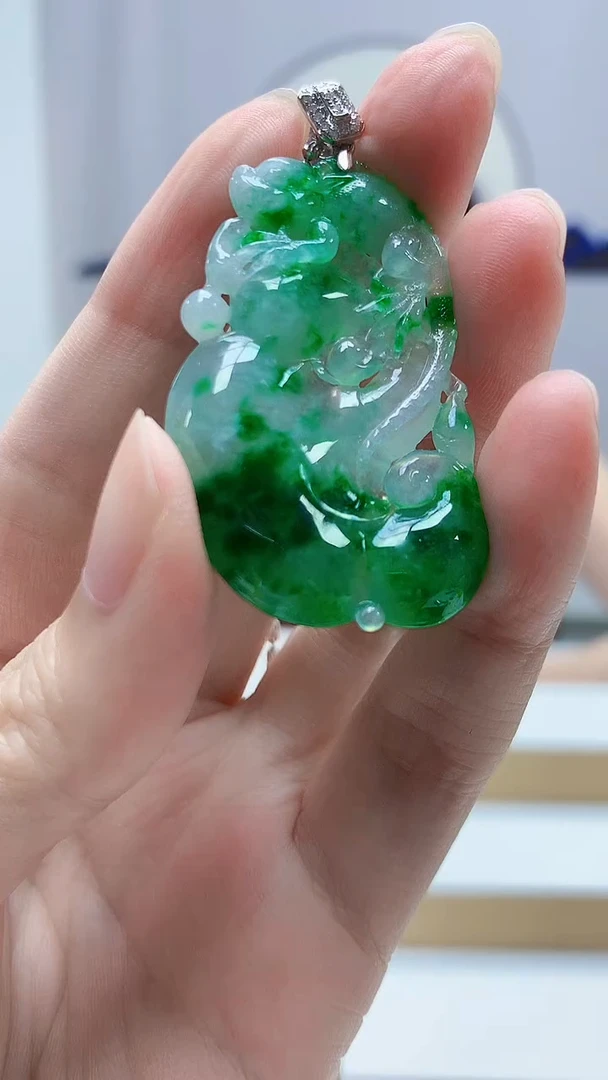 未镶嵌定制翡翠知**宝4852zm-毛货挂件