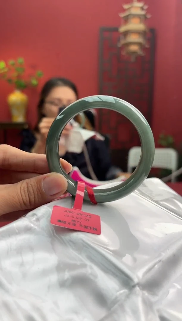 未镶嵌手镯翡翠翡翠手镯26