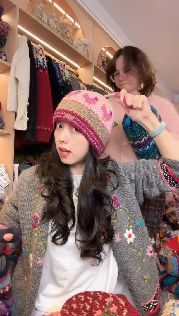 羊毛美利奴粉色生肖鸡