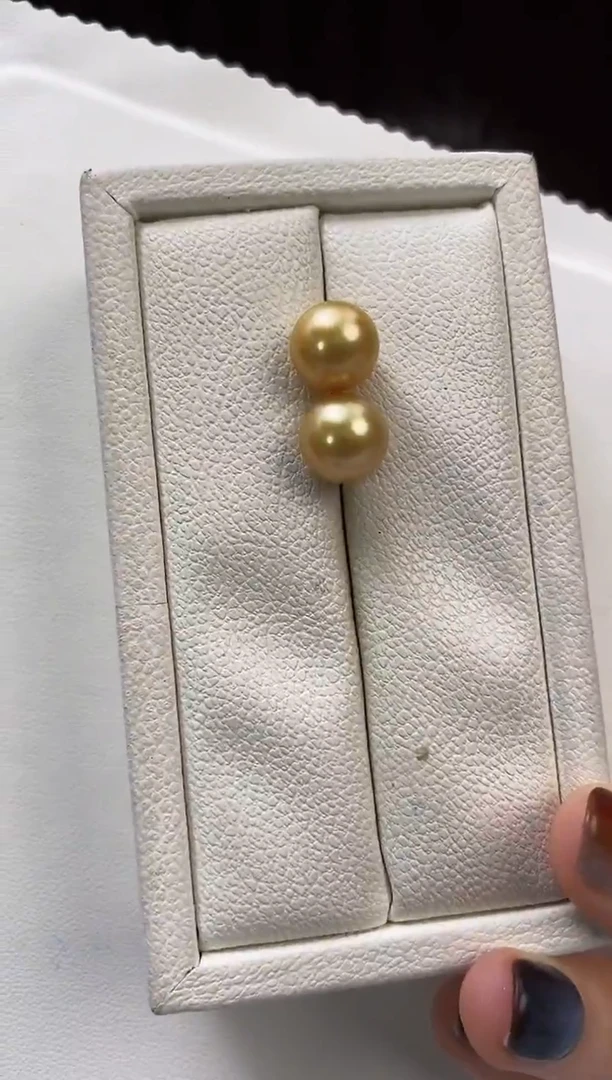 18K金镶嵌耳饰海水珍珠10-11南洋金珍珠耳饰