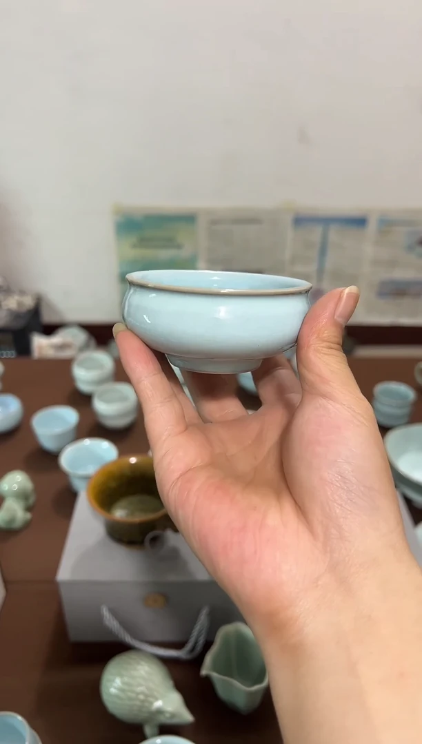 微瑕原矿天青釉纯手工普洱杯