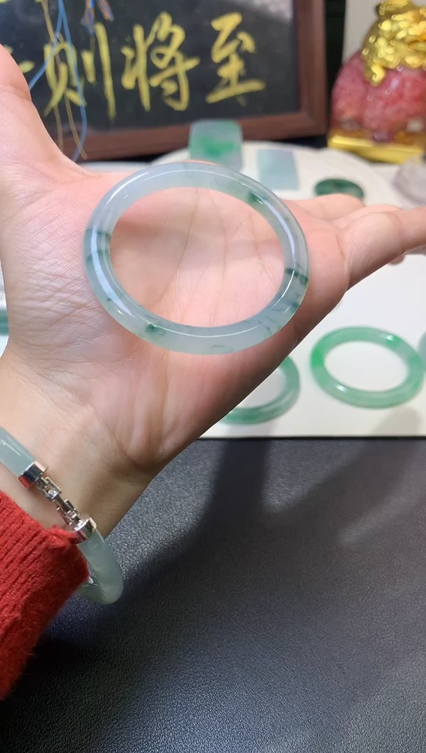 未镶嵌定制翡翠毛货