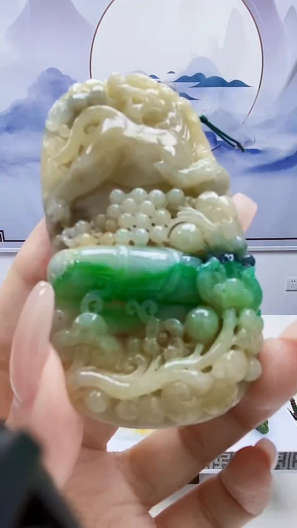 定制翡翠未镶嵌4812xx-毛货挂件63