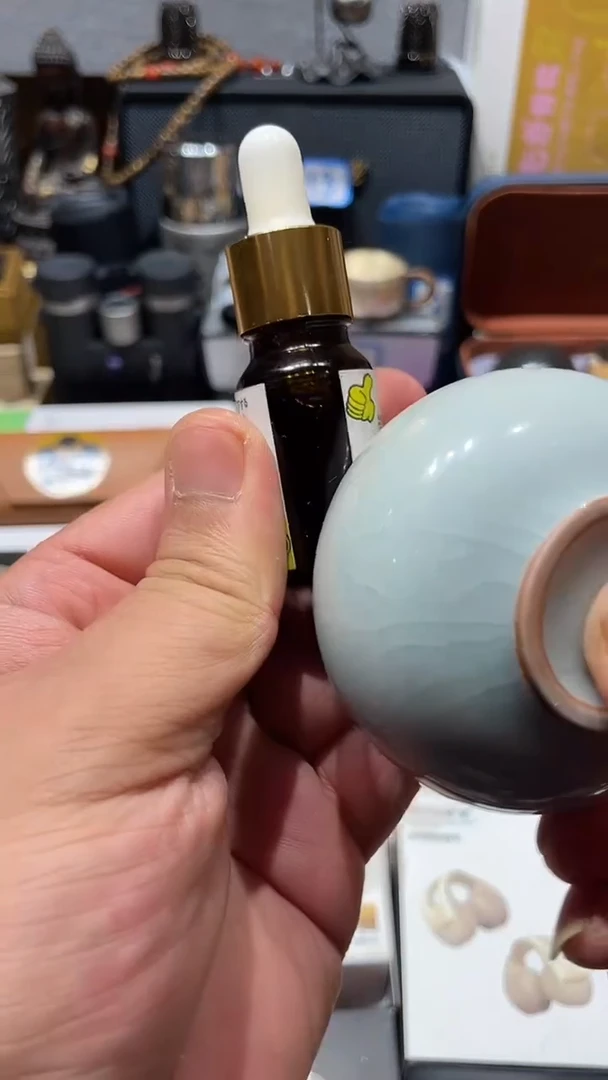 瓷片闪购商品 如图所示