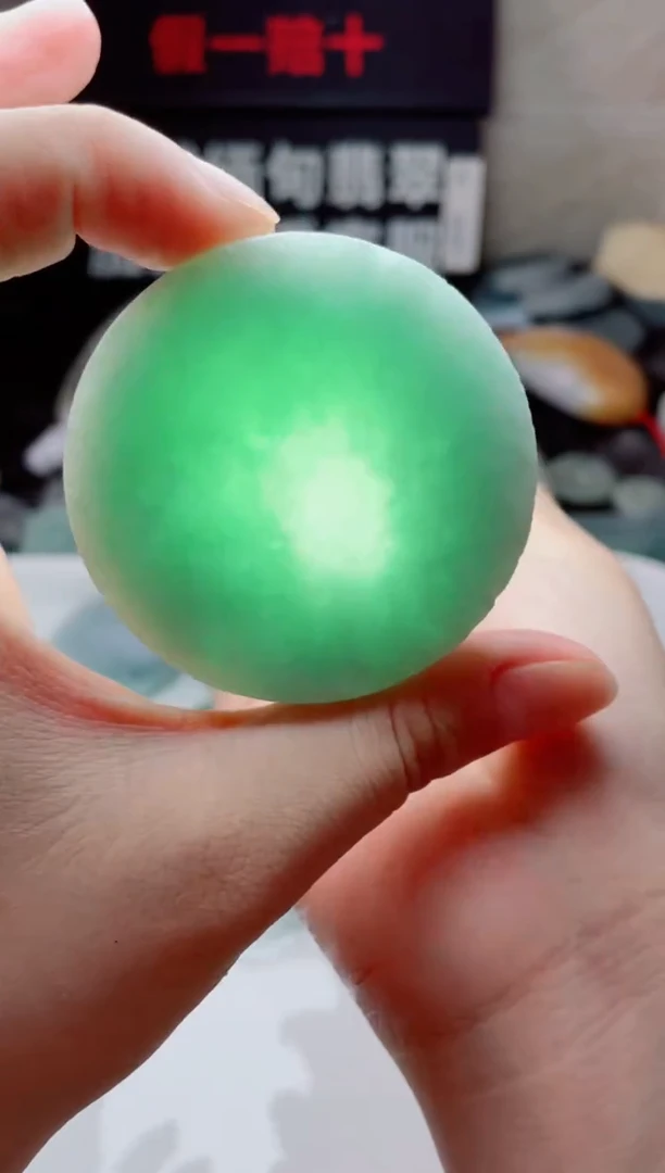 翡翠未镶嵌颈饰114.......