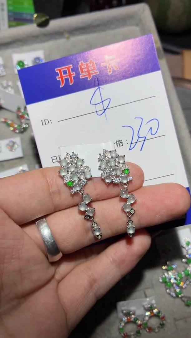 银S925镶嵌翡翠耳饰$*向 $$