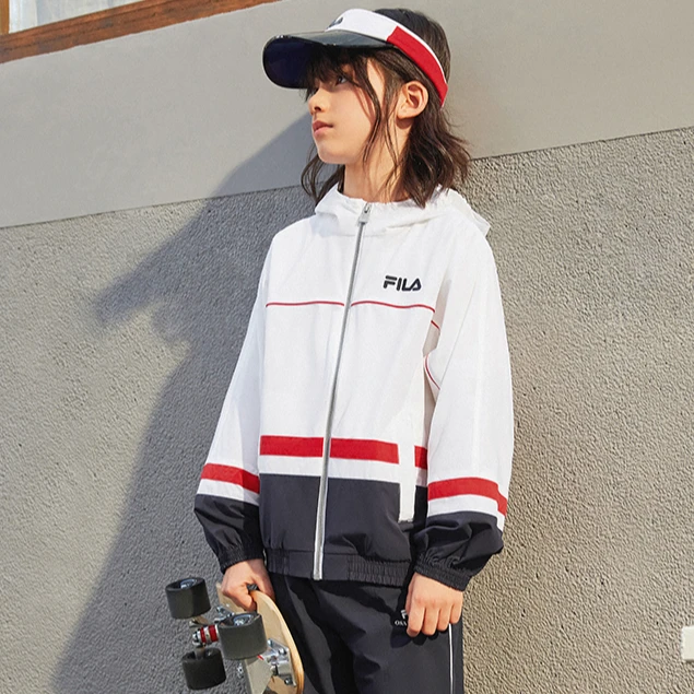 FILAKIDSx原田治联名男大童外套25夏新款梭织连帽上衣K12B524702F