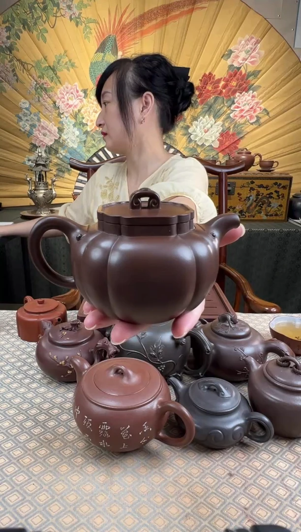 茶壶紫砂革革泥四方筋纹壶380CC