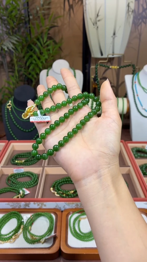 和田玉（碧玉）未镶嵌颈饰8mm辣绿无矿高货锁骨链