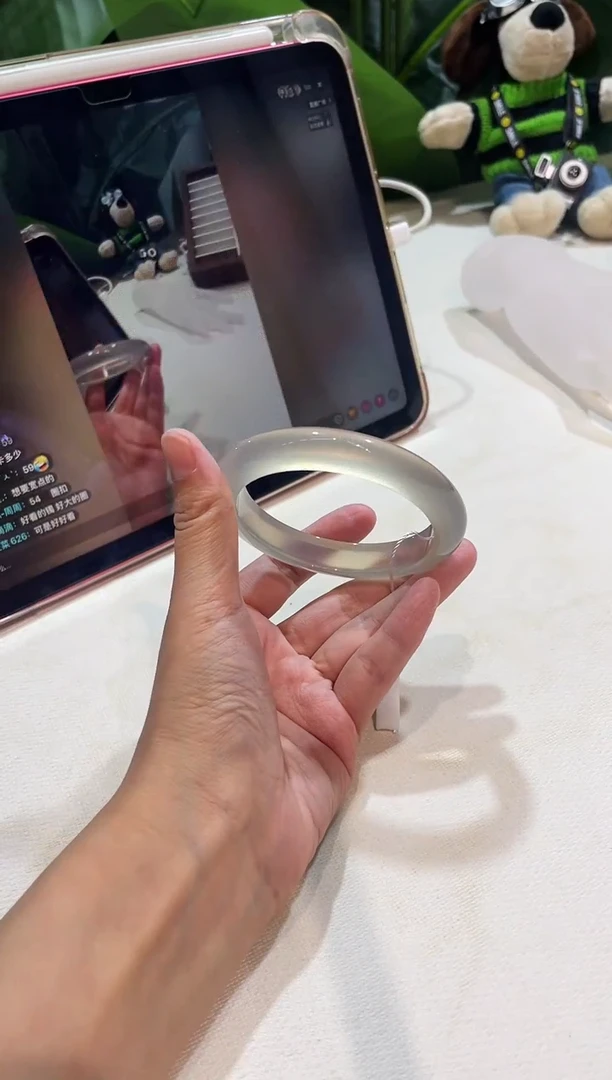 玛瑙/玉髓手镯未镶嵌59.2鉴赏期48小时