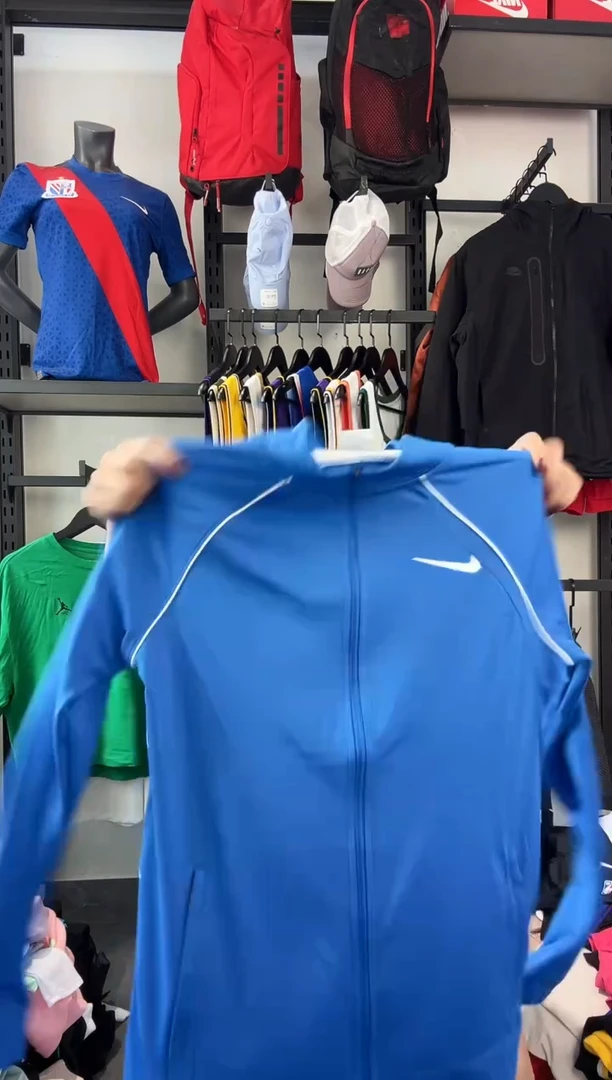 268编码 耐克卫衣服饰过款为准 尺码S