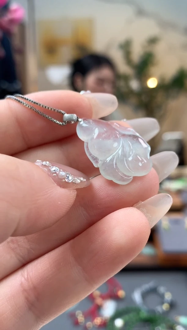 【闪购商品】翡翠吊坠(不含链)18K金镶嵌福寿鱼