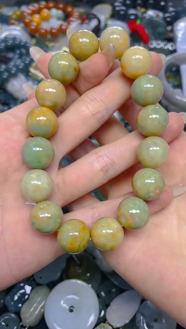 颈饰未镶嵌翡翠13MM/ J /翡翠A货，一件也是批发价