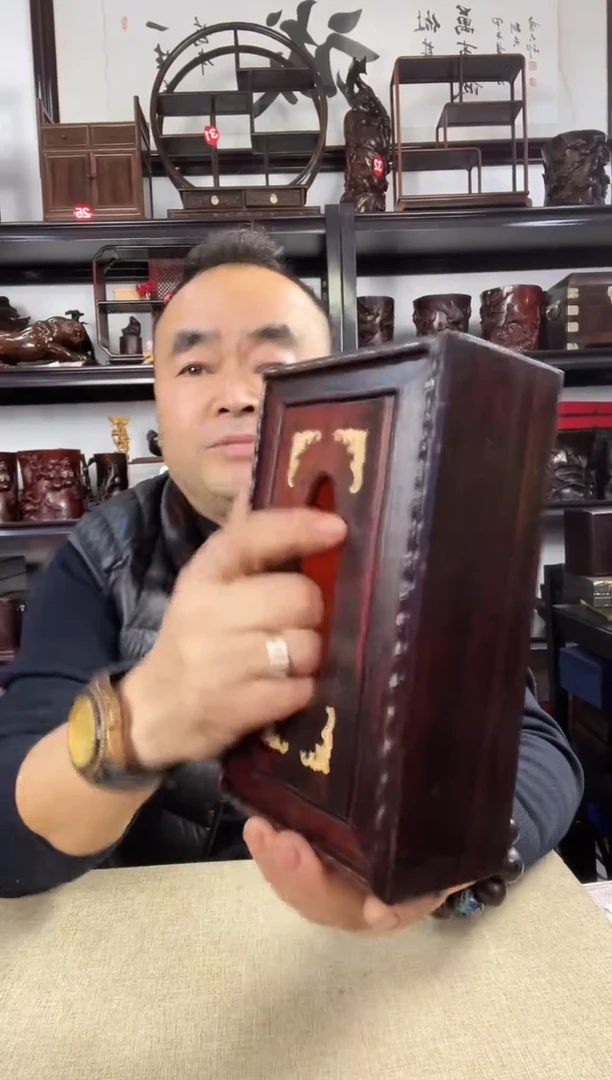 木老李红木工艺品175瑕疵