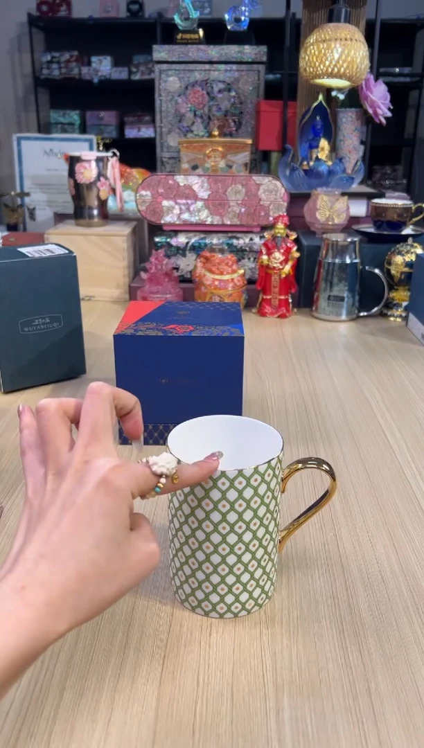 146俄皇Star系列马克杯（绿色）