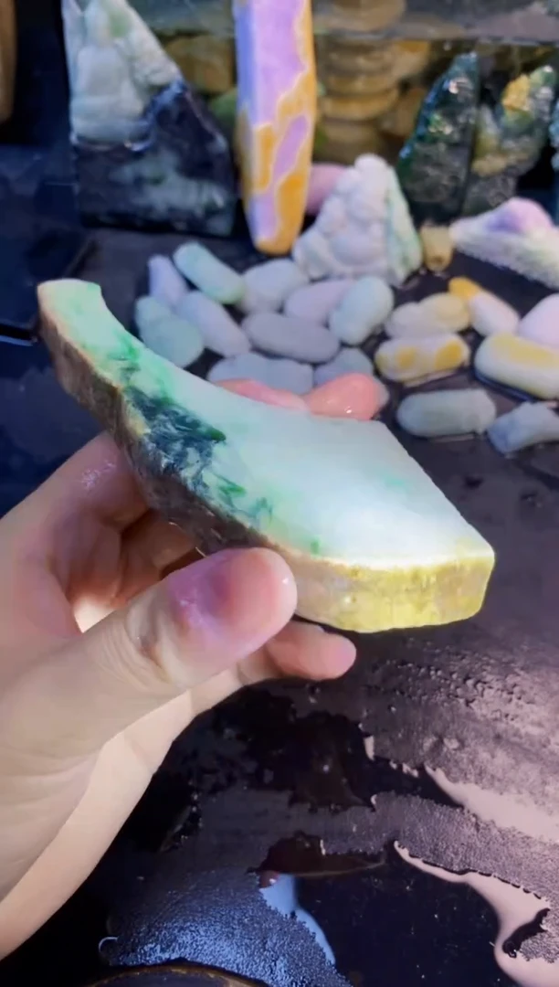 颈饰未镶嵌翡翠天然翡翠176