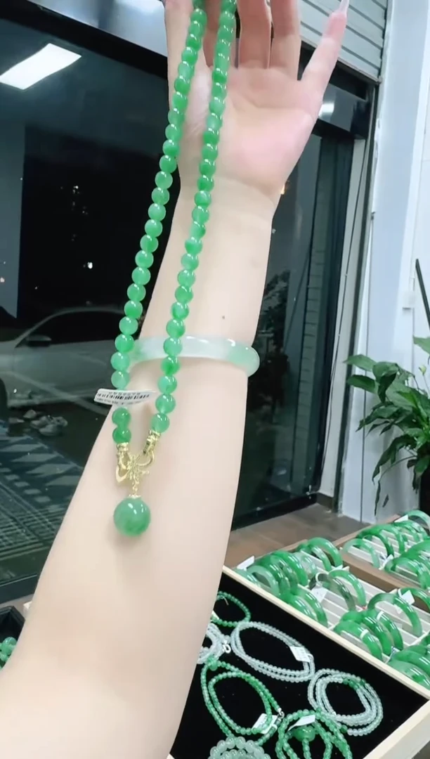 石英质玉（非洲翠）1未镶嵌/8560