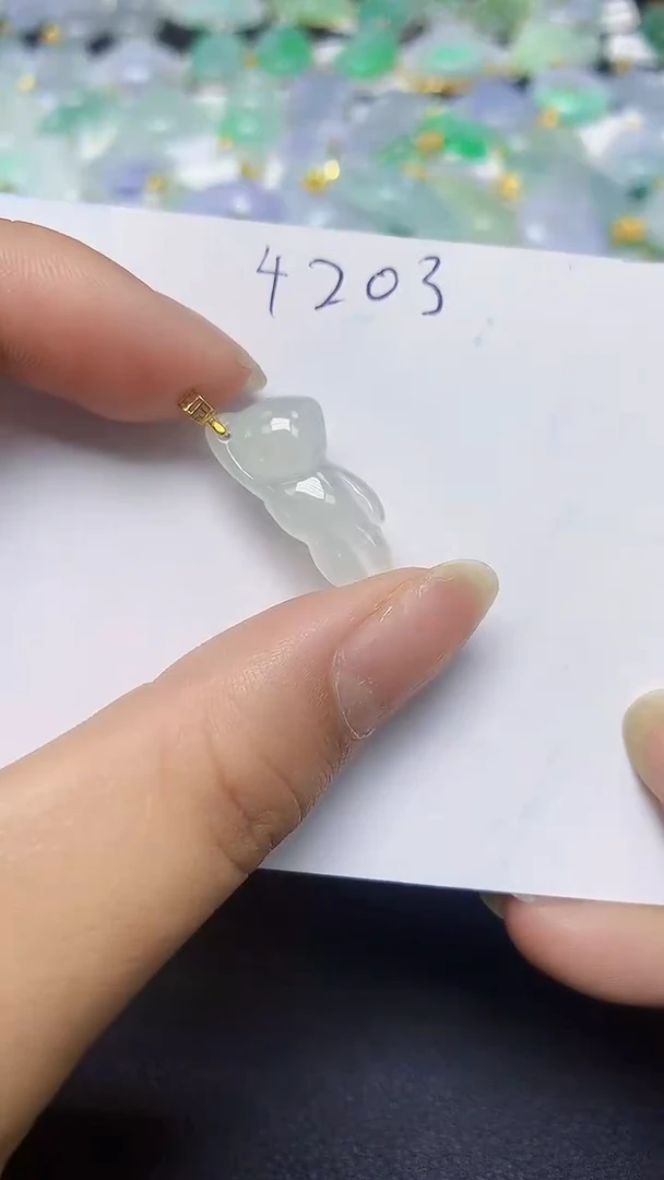 翡翠未镶嵌颈饰 天然缅甸翡翠A货