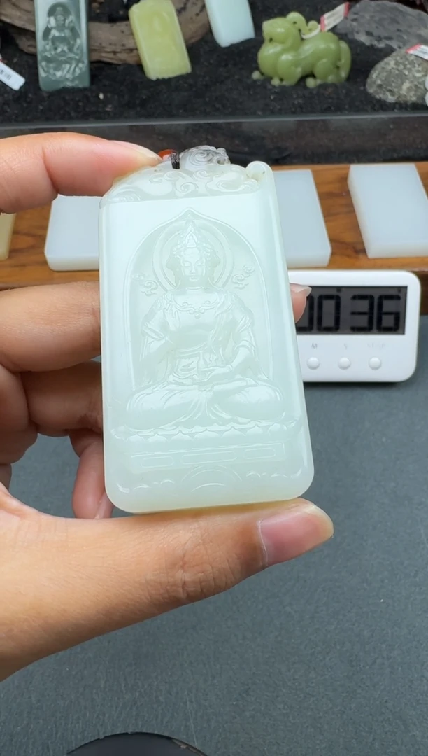 颈饰未镶嵌和田玉1