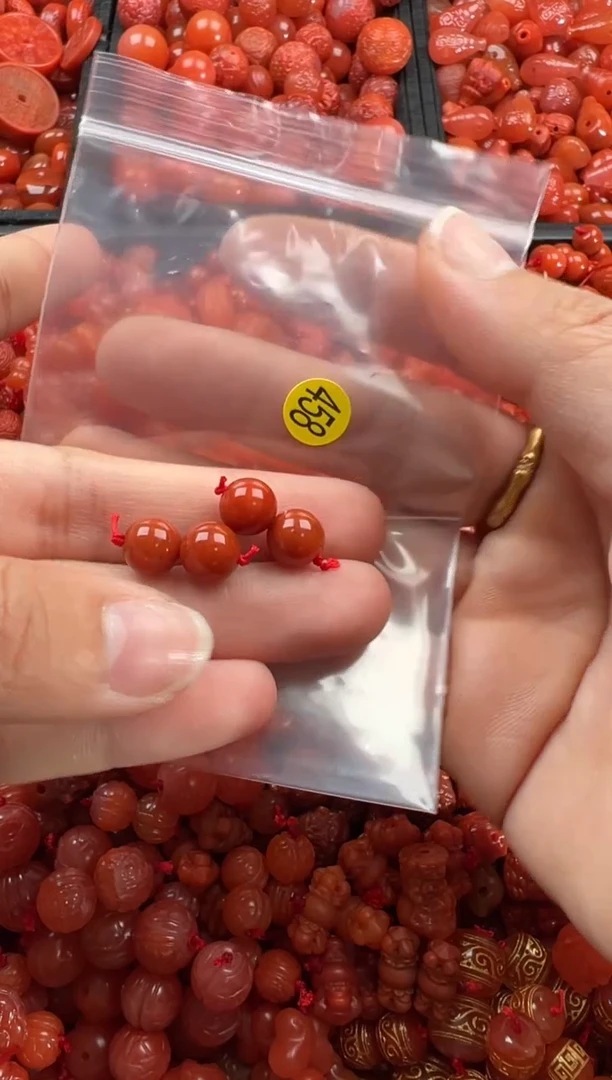 【闪购商品】南红玛瑙颈饰未镶嵌1