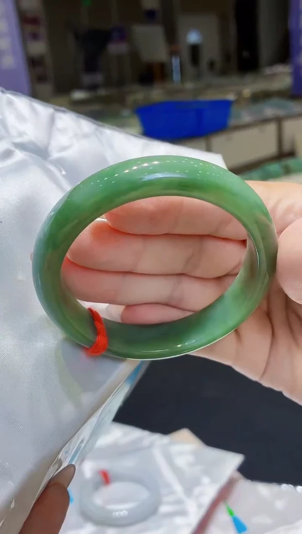 未镶嵌手镯翡翠翡翠手镯56